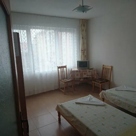 בית הארחה House Ogledalovi *